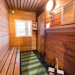 Moekit & Holiday park