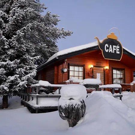 Moekit & Peurasuvanto